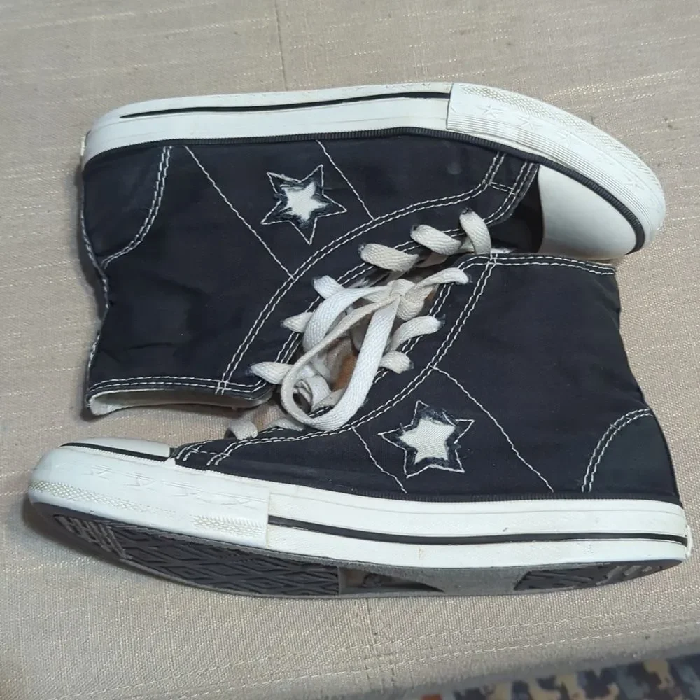 vintage 2004 Converse One Star Junior hi‎ top sneakers